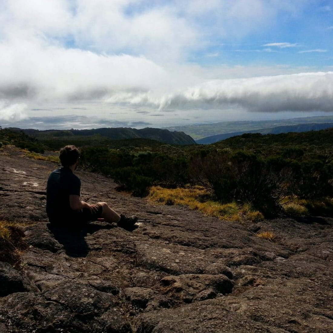 La vue est pas mal à la montée, La Réunion