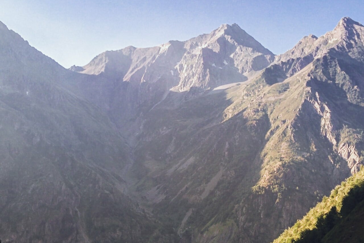 Le col de Vaurze et la descente de la veille, Parc National des Ecrins