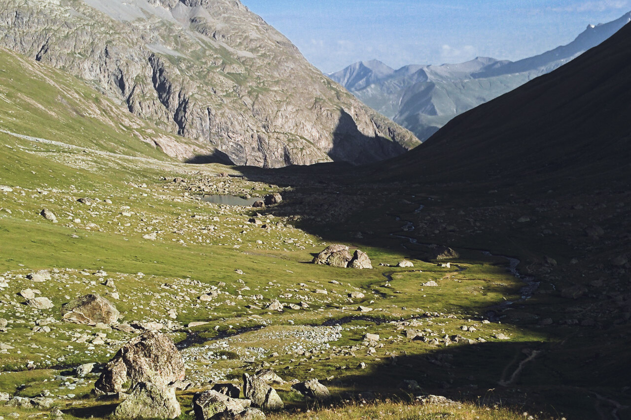 Le chemin derrière, Parc National des Ecrins
