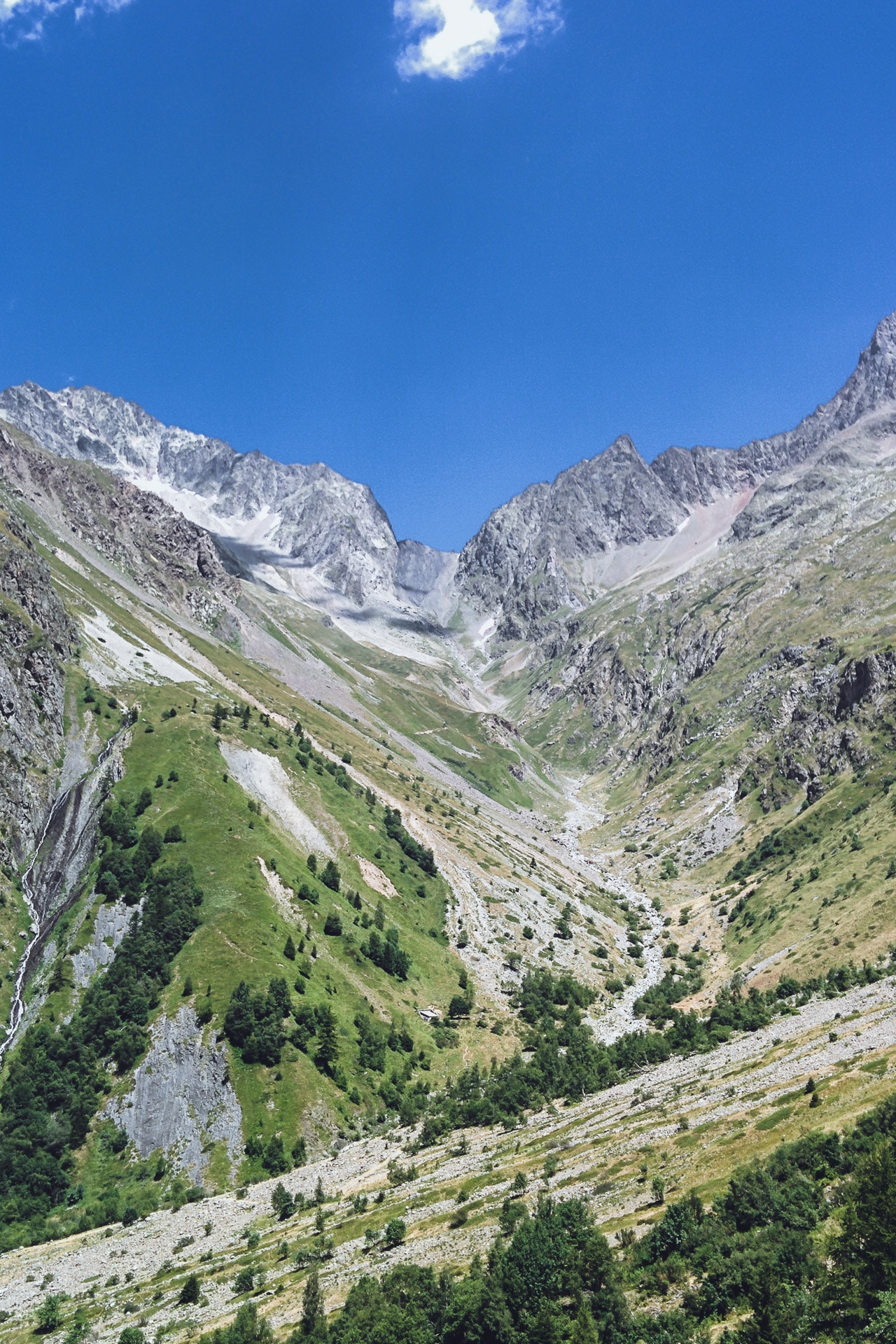 L'impressionnant Col de la Muzelle (2613m), Parc National des Ecrins