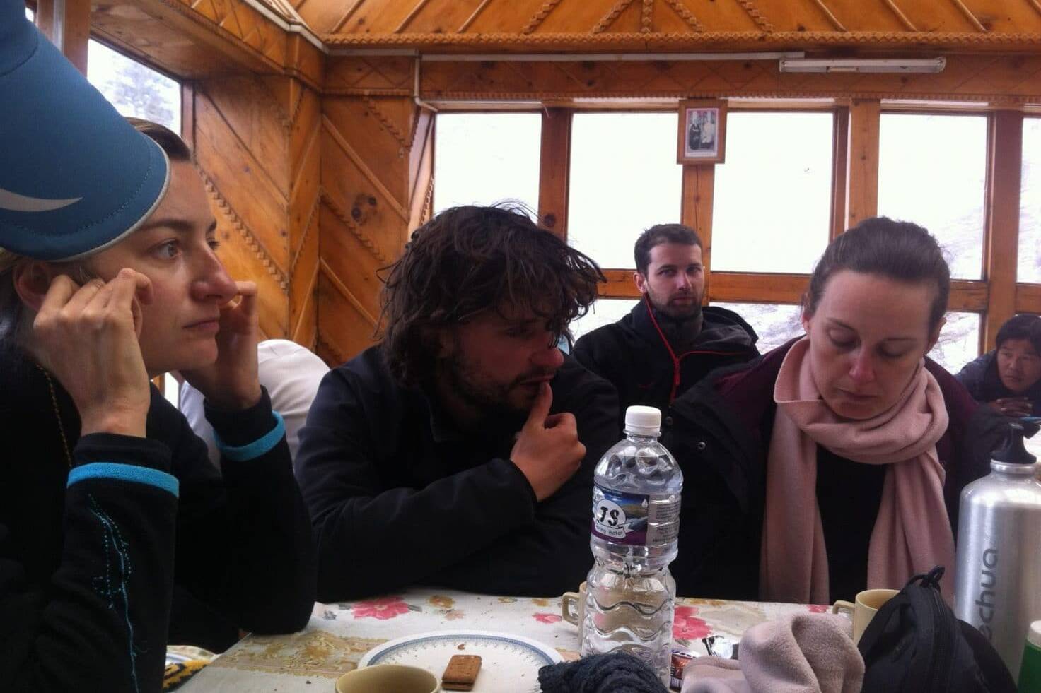 Petit moment difficile au refuge, Népal