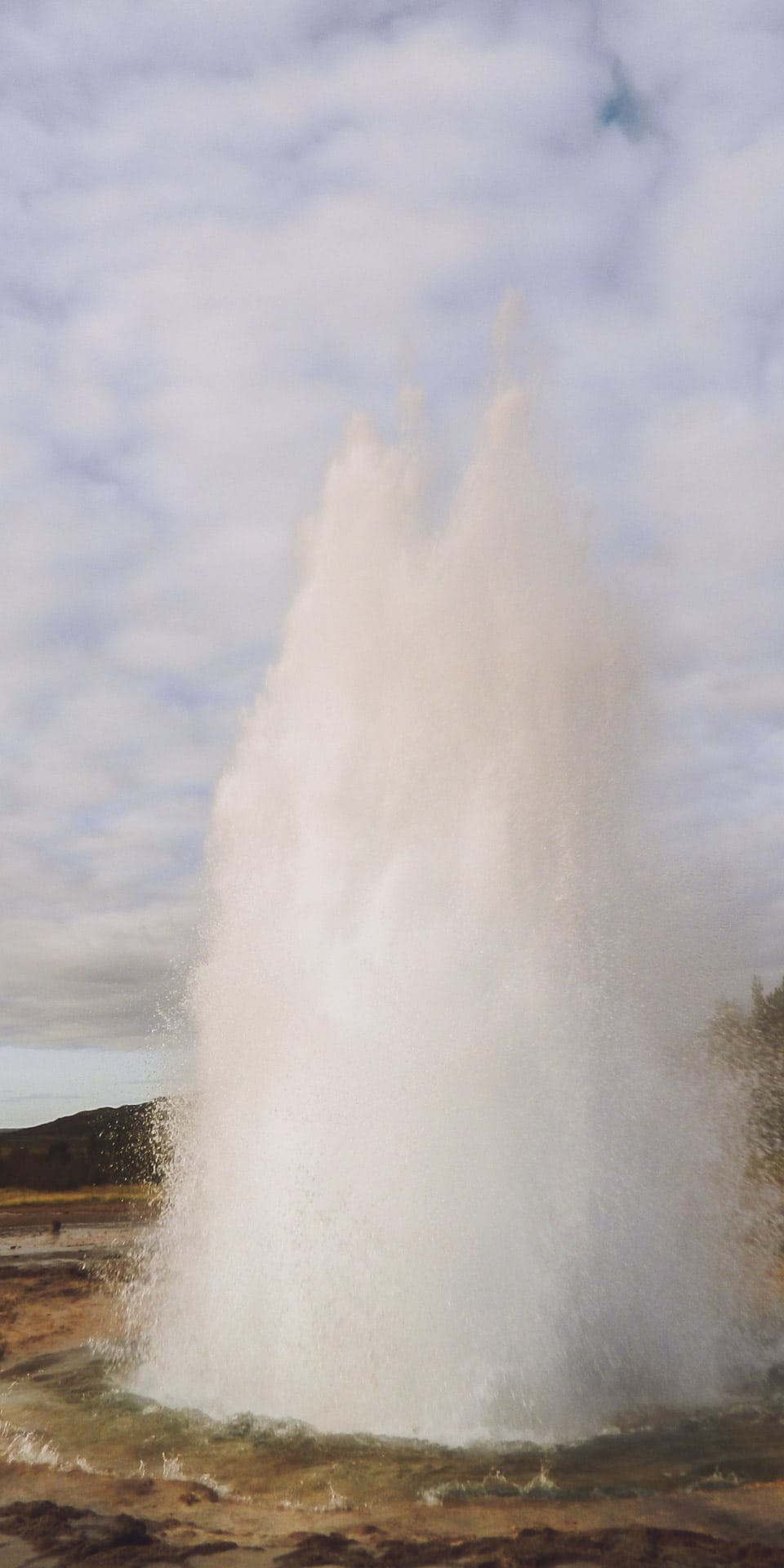 Strokkur en pleine action ! Islande