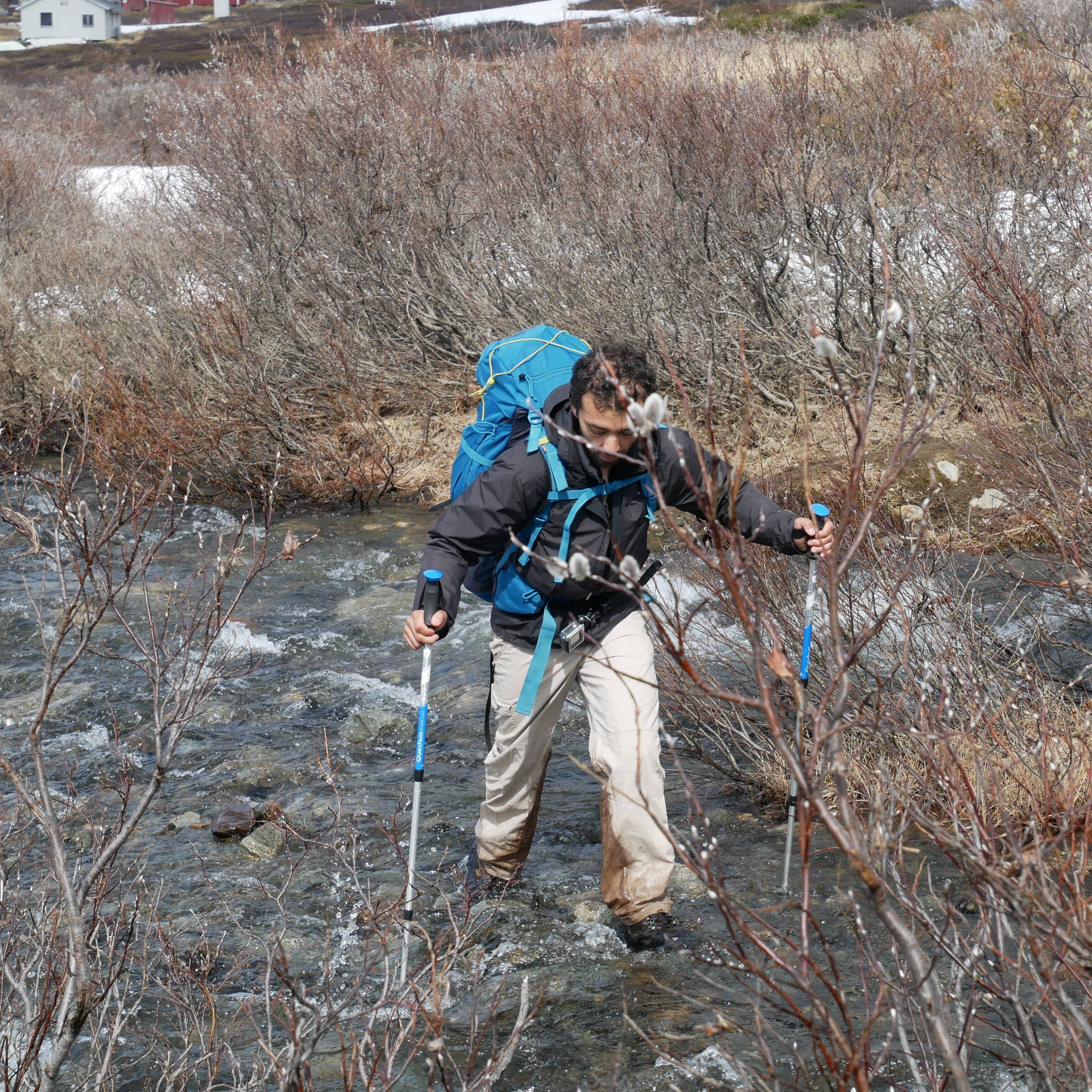 Encore une traversée de rivière - Laponie