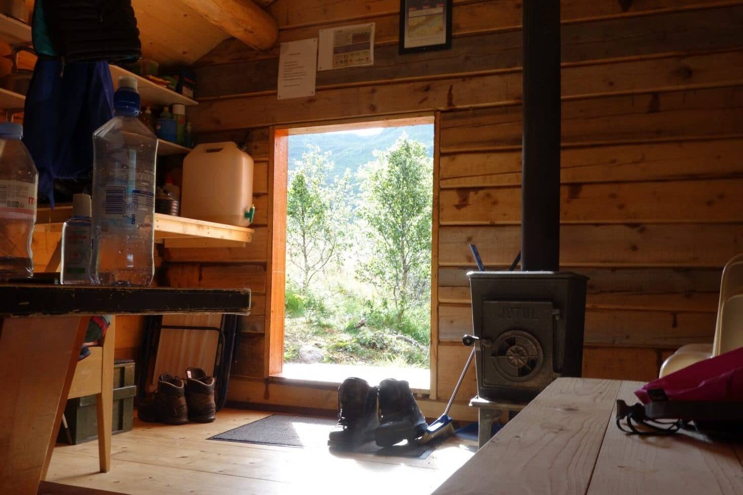 L'intérieur de la cabane, Iles Lofoten, Norvège