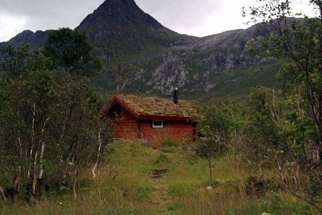Arrivée à la cabane, Iles Lofoten, Norvège