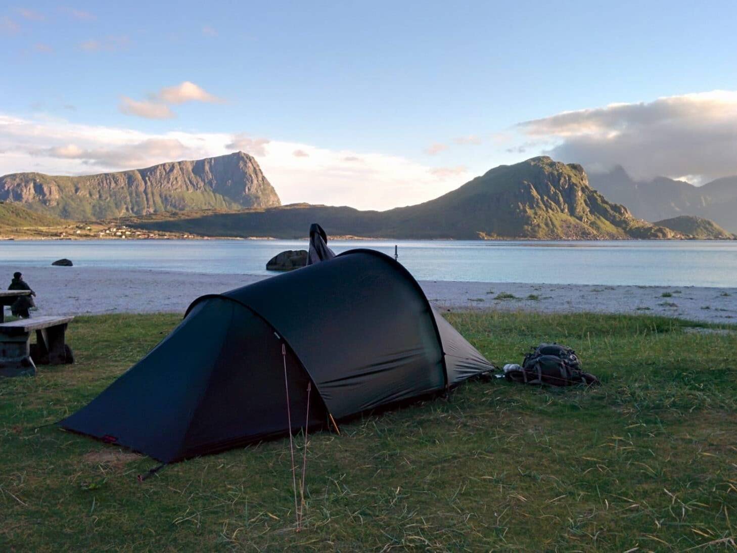Bivouac le soir à Hauckland, Iles Lofoten, Norvège