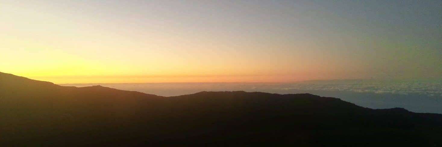 Coucher de soleil depuis le Piton de la Fournaise, La Réunion